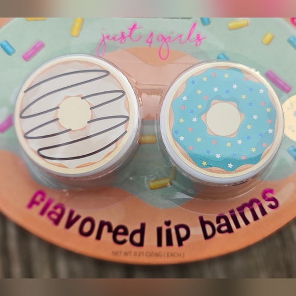 [1] 2 Set of Donut Flavored Lip Balms - Picture 2 of 2